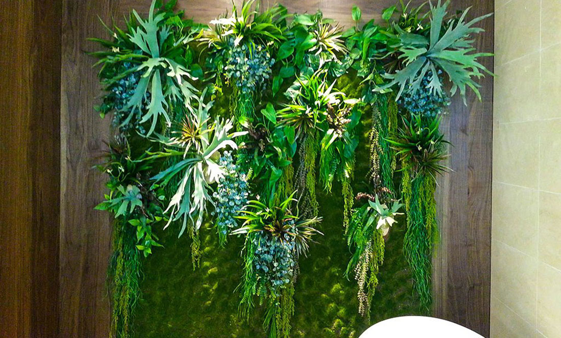 Why Choose Artificial Green Walls For Home Office Decor - Artificial Vertical Green Wall Singapore